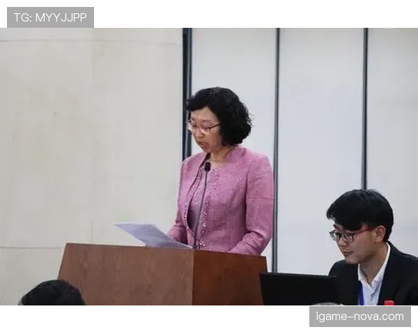 第四官员在比赛中承担哪些关键职责及其规则细节解析